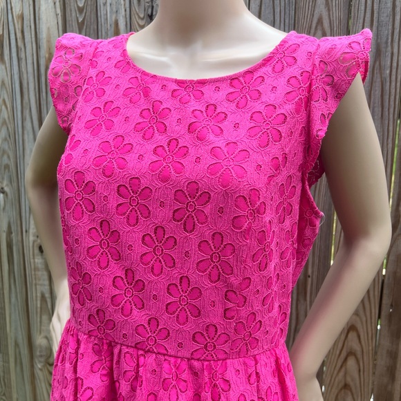 NWT $99 Kensie | Electric Pink | Eyelet Floral Ruffle Flutter Sleeve Dress - Picture 2 of 7